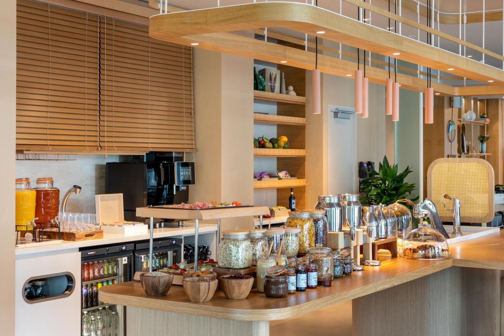 Element By Westin Wroclaw Hotel Buitenkant foto